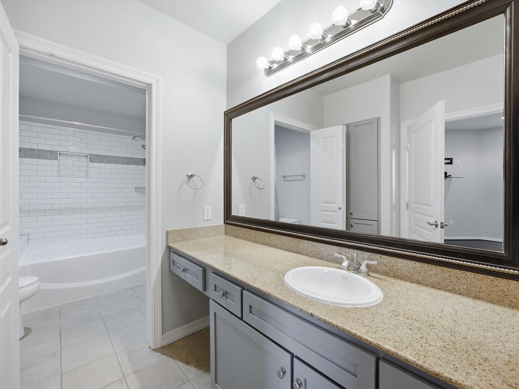 330 Las Colinas Boulevard 614 Property Photo 17