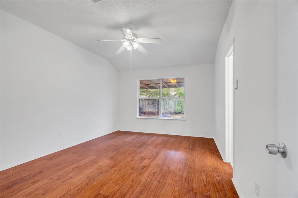 1725 Gainsborough Way Property Photo 13
