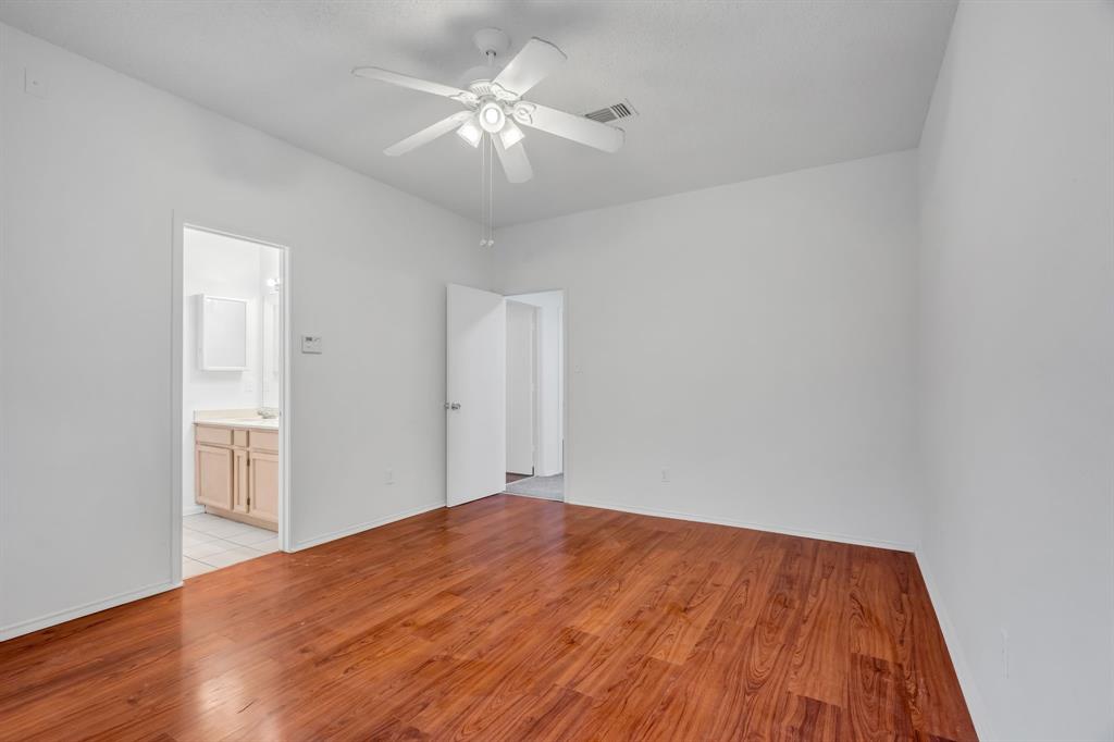 1725 Gainsborough Way Property Photo 14