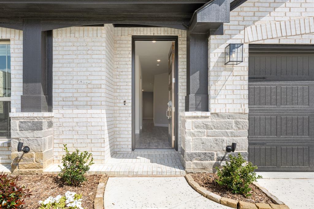 14542 Jemison Street Property Photo 4