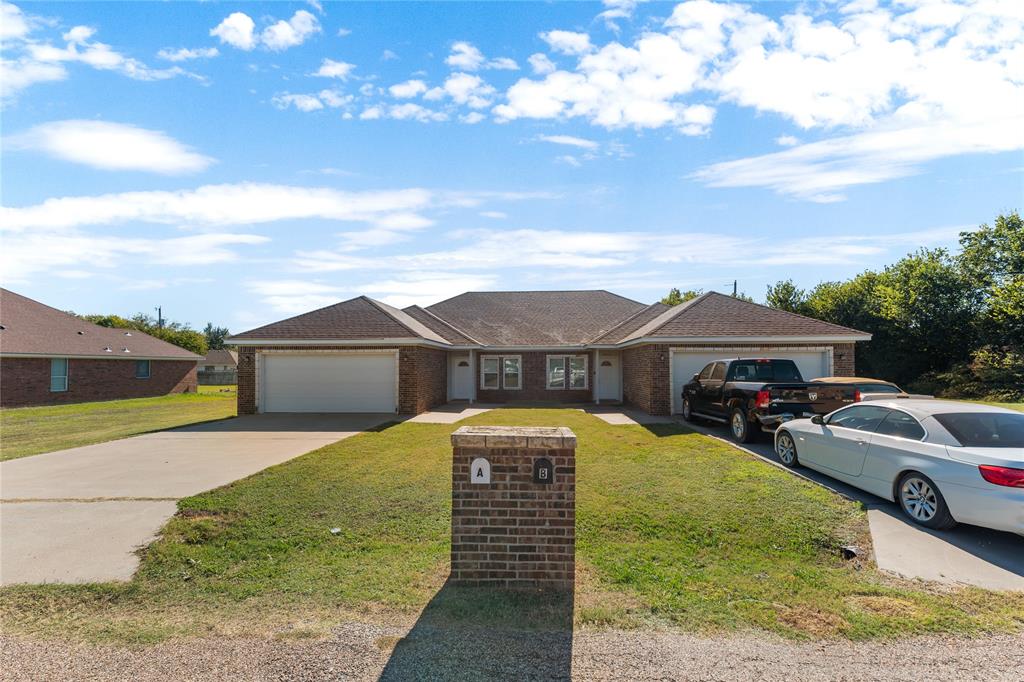 195 Ashland Drive Property Photo 1