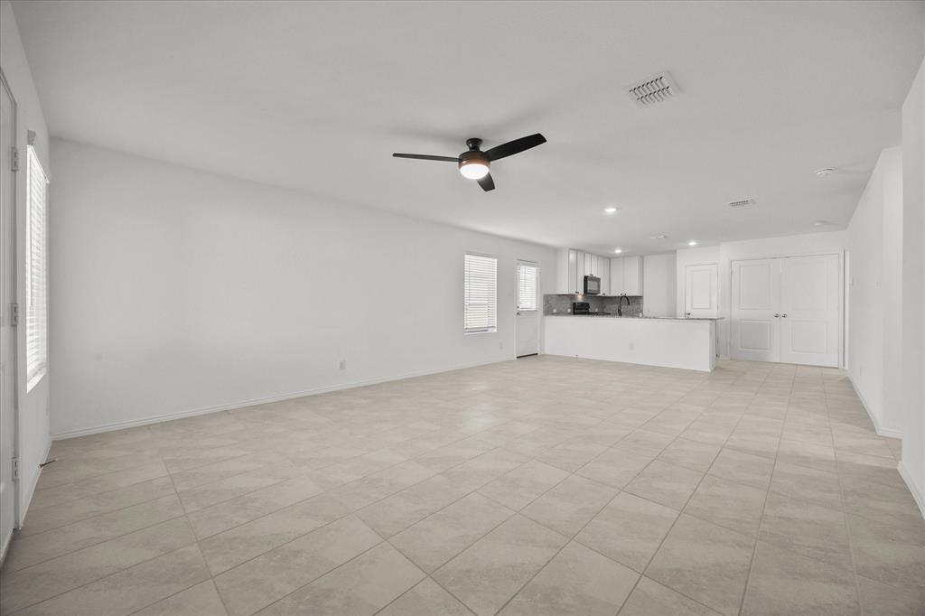 1937 Aves Glen Lane Property Photo 5