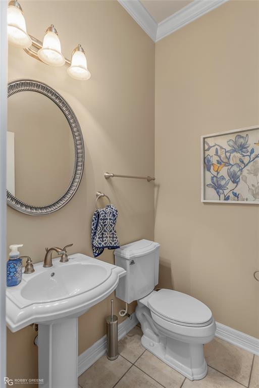 90 La Belle Court Property Photo 23