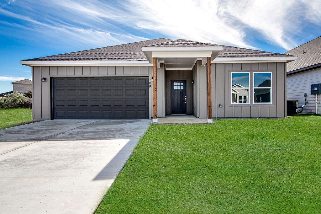 209 Lead Creek Drive Property Photo 1