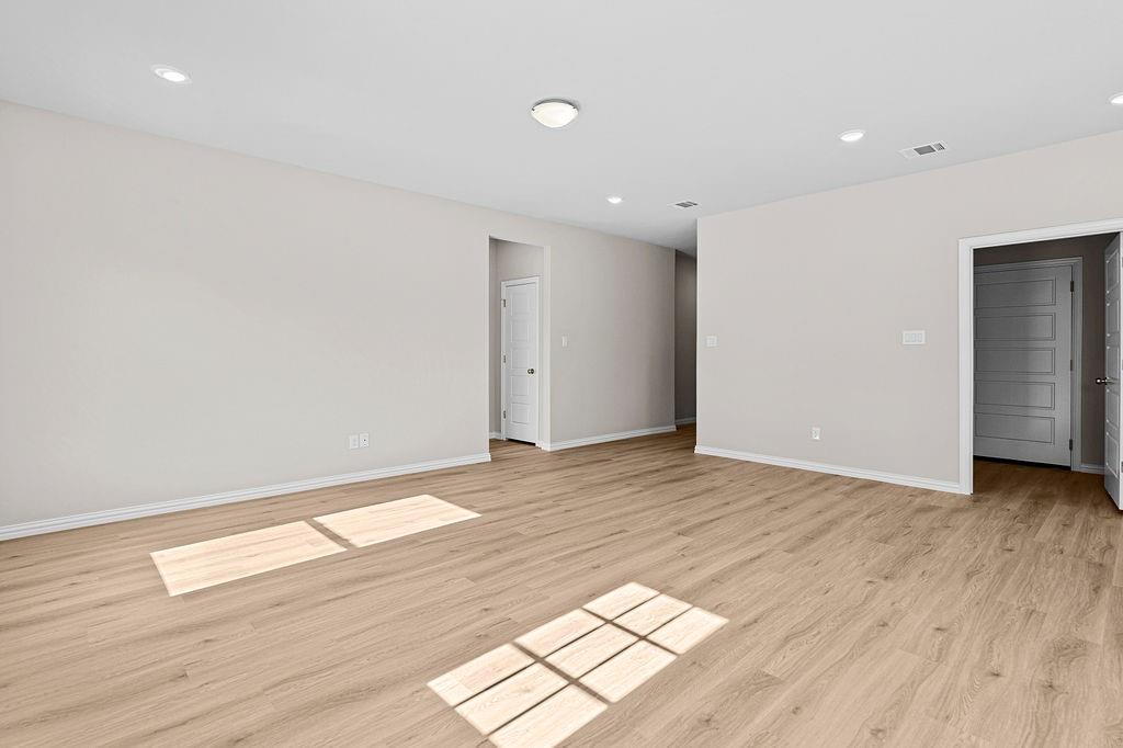 209 Lead Creek Drive Property Photo 8