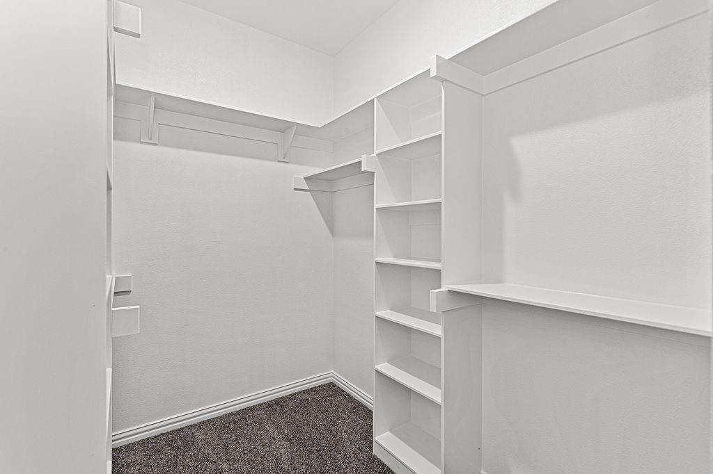 209 Lead Creek Drive Property Photo 20