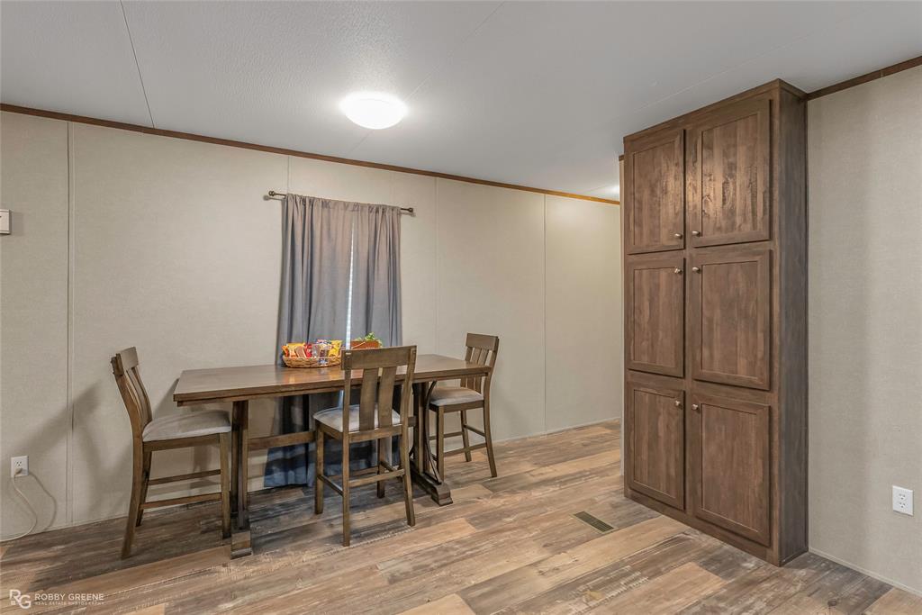 1048 Merritt Mountain Road Property Photo 10