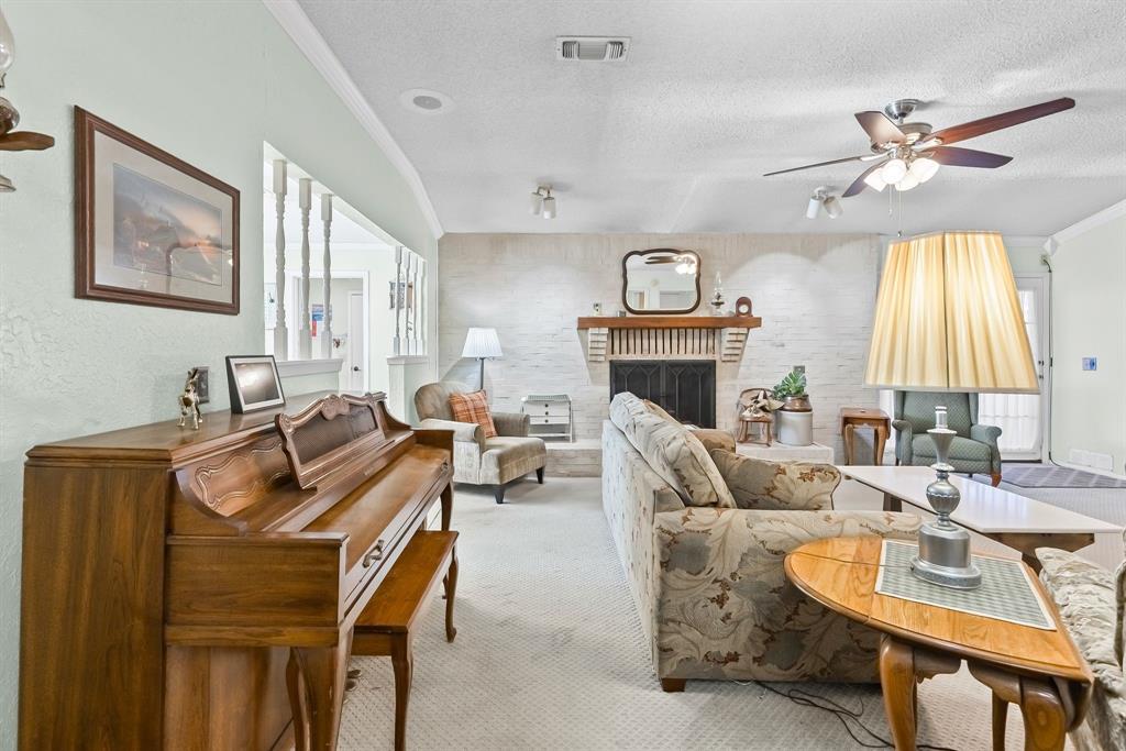 1115 36th Street Property Photo 7