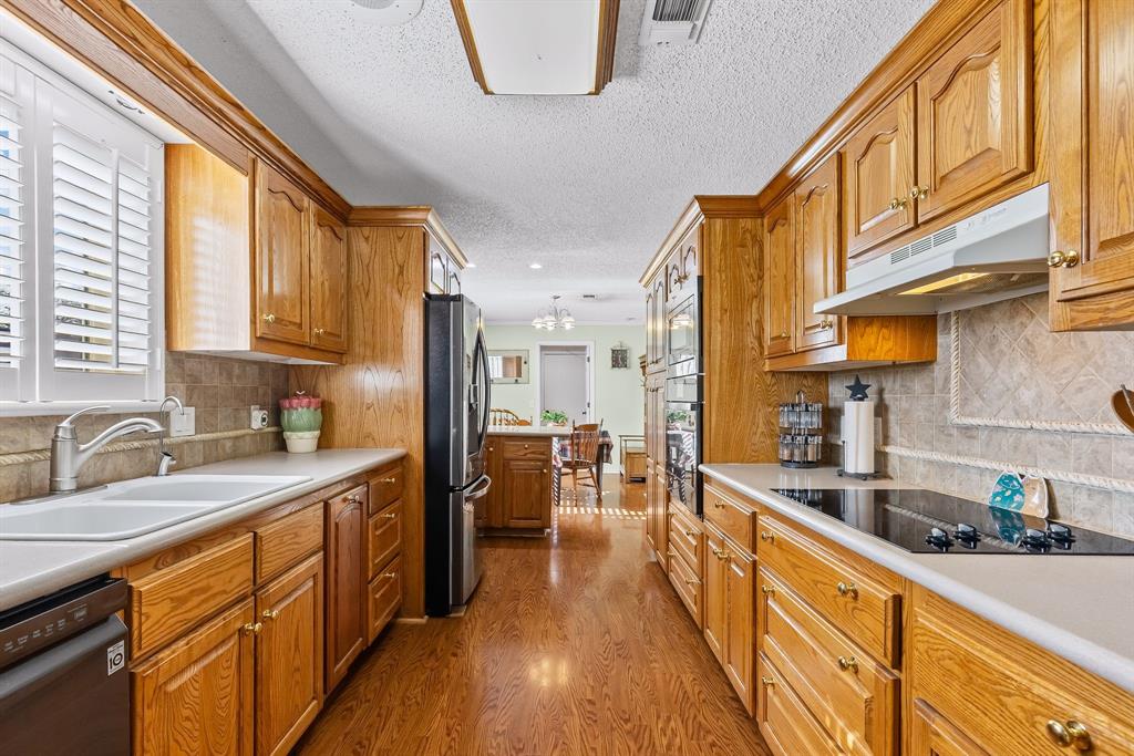 1115 36th Street Property Photo 10