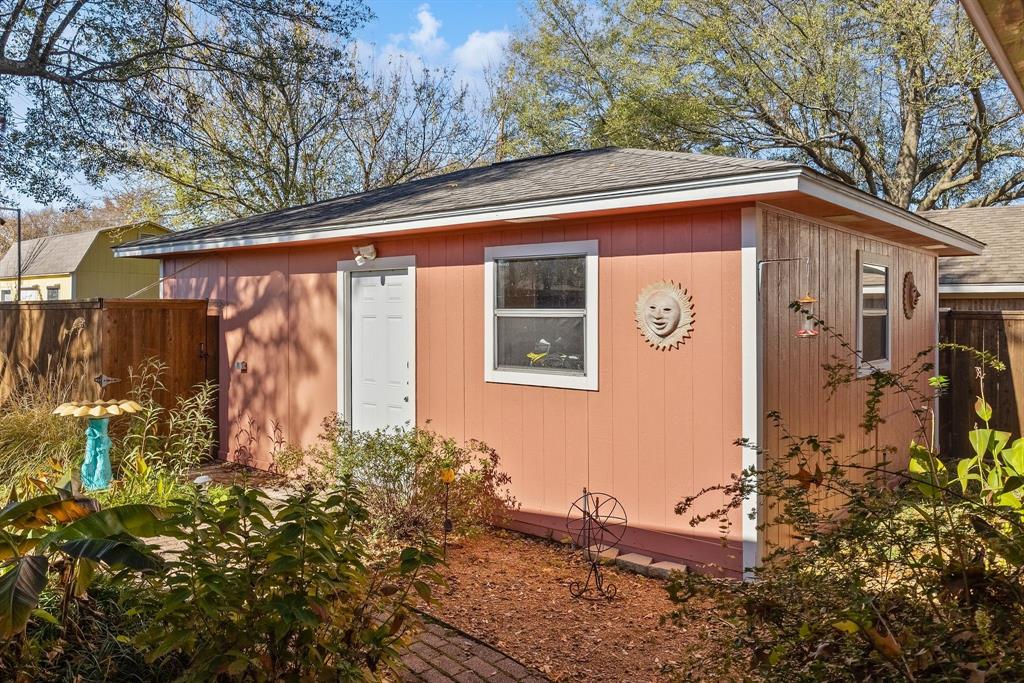 1115 36th Street Property Photo 28
