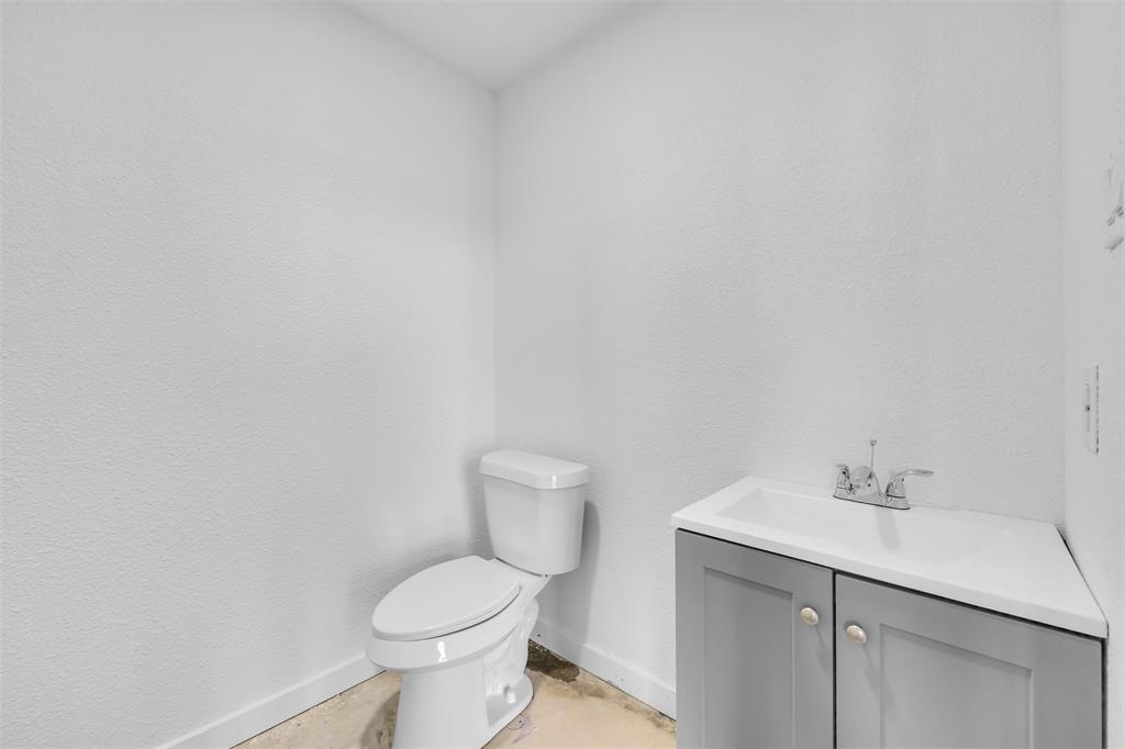 116 E Calhoun Street Property Photo 9