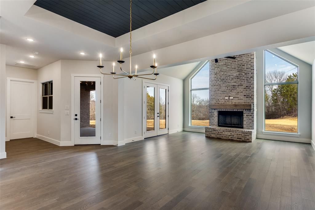 521 Aermotor Loop Property Photo 8