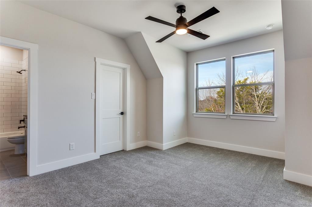 521 Aermotor Loop Property Photo 16