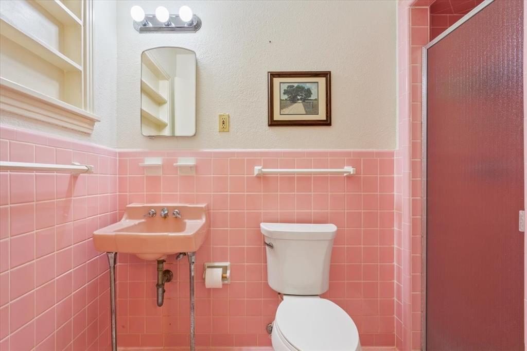 321 County Road 1630 Property Photo 20
