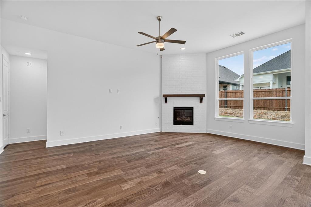 7825 Winterbloom Way Property Photo 10