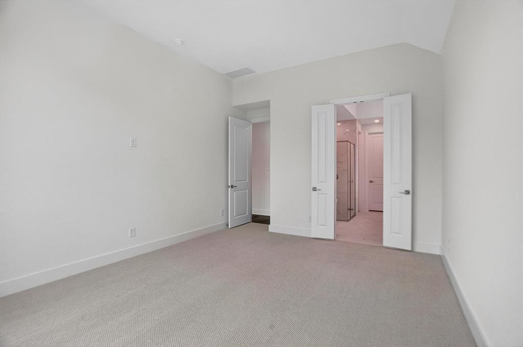 7825 Winterbloom Way Property Photo 13