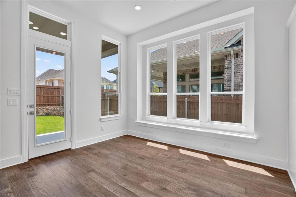 7825 Winterbloom Way Property Photo 18