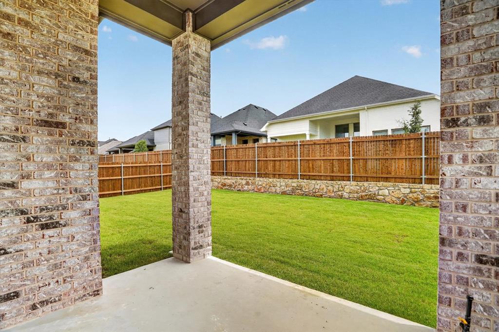7825 Winterbloom Way Property Photo 20