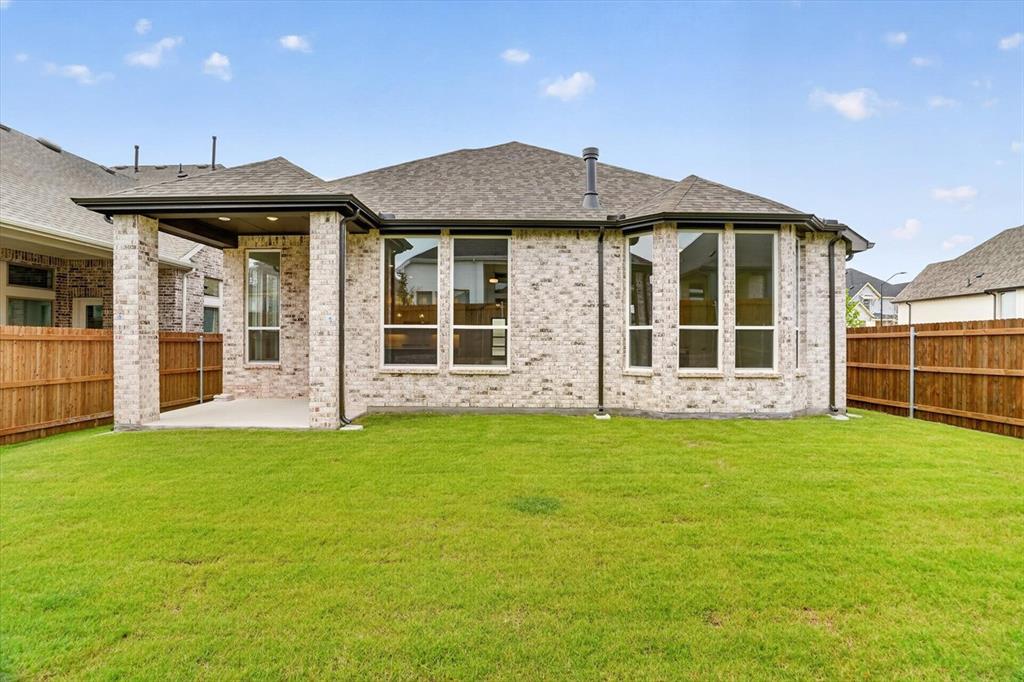 7825 Winterbloom Way Property Photo 27