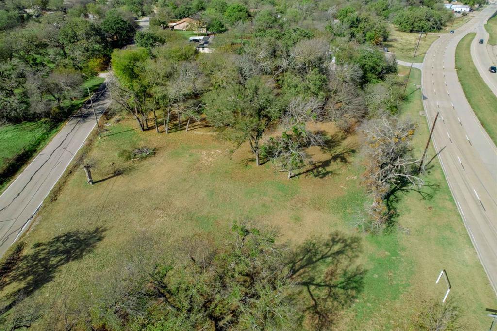 1716 Southeast Parkway Property Photo 9