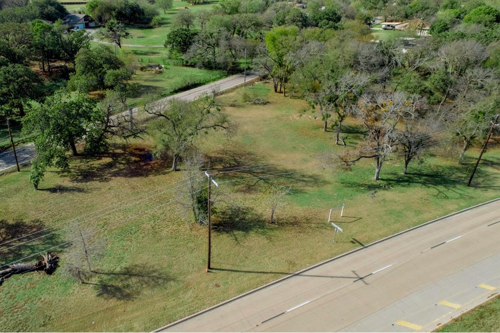 1716 Southeast Parkway Property Photo 11