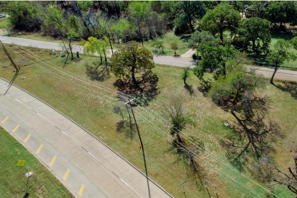 1716 Southeast Parkway Property Photo 13