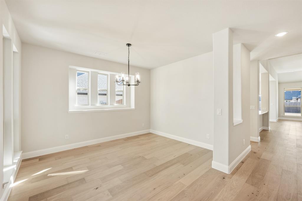 115 Tetrad Circle Property Photo 9