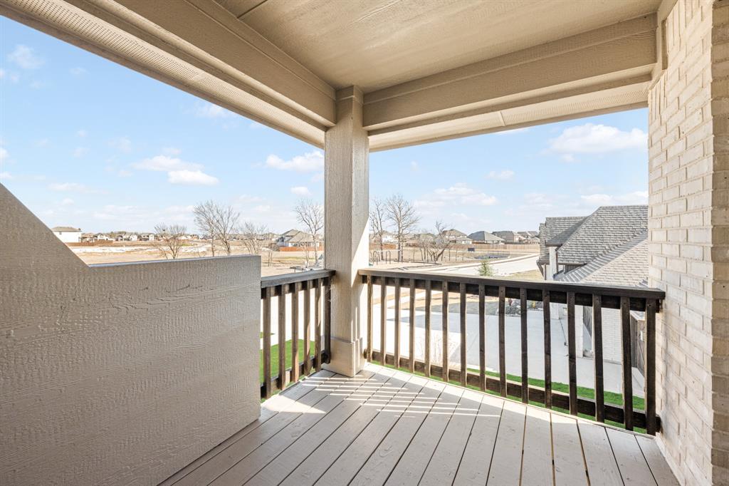 115 Tetrad Circle Property Photo 27