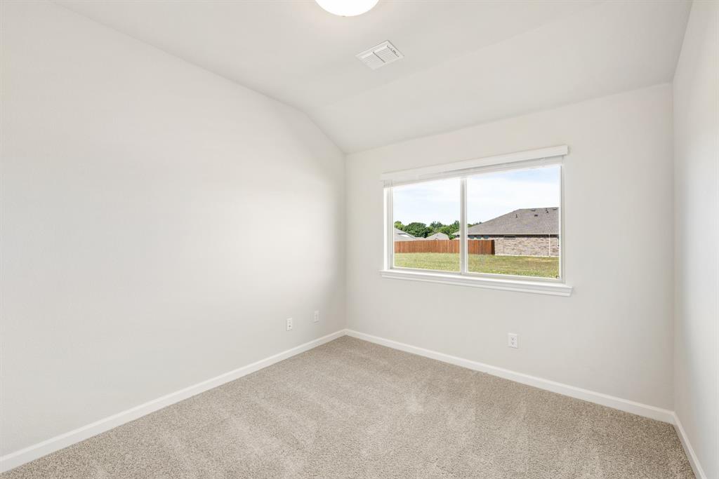 1040 Nighthawk Trail Property Photo 8