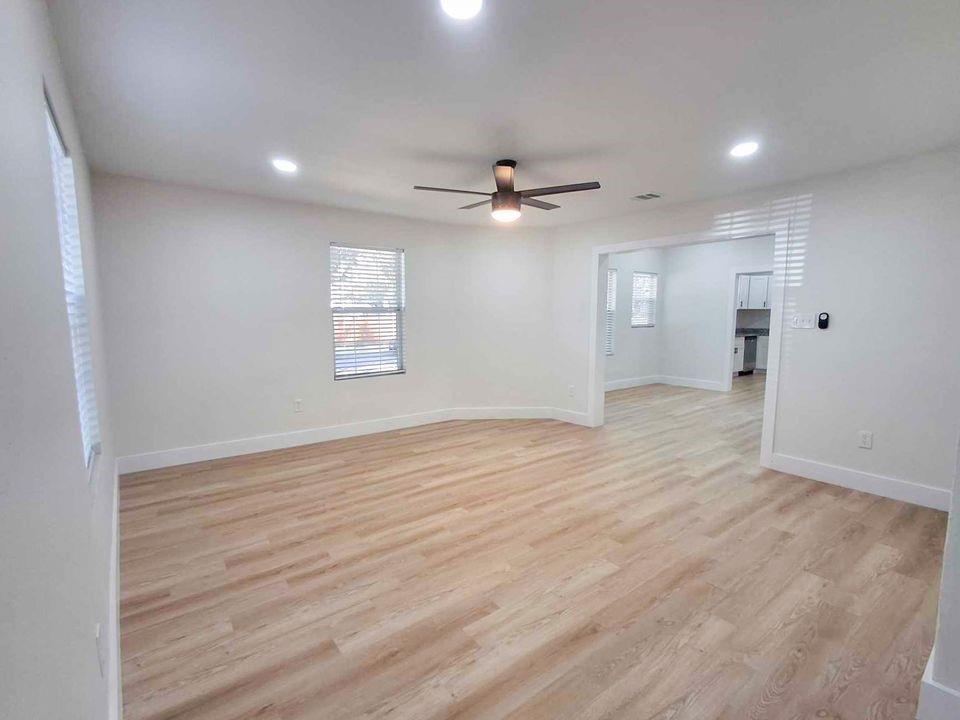 220 W Wardville Street Property Photo 9