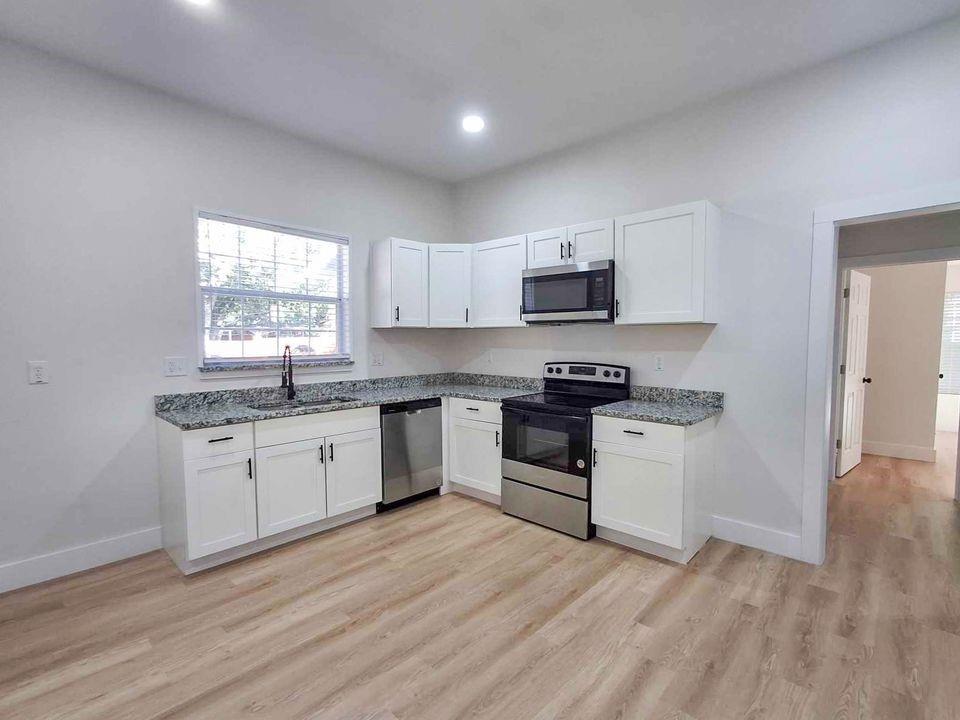 220 W Wardville Street Property Photo 13