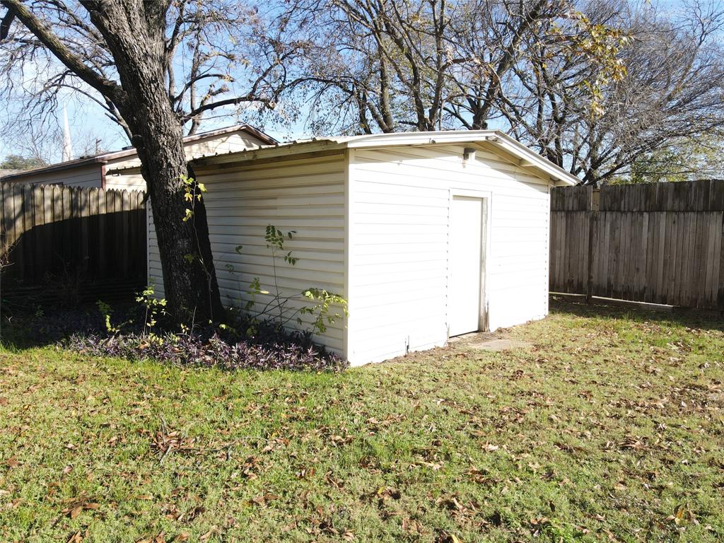 507 S Jackson Street Property Photo 3