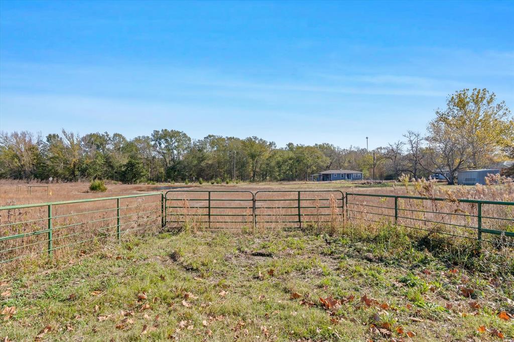 00 W Ohio Street Property Photo 3