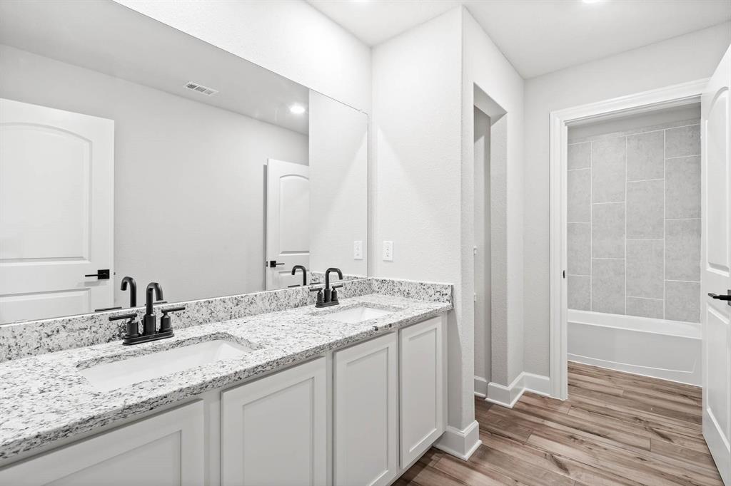 809 Calhoun Drive Property Photo 4