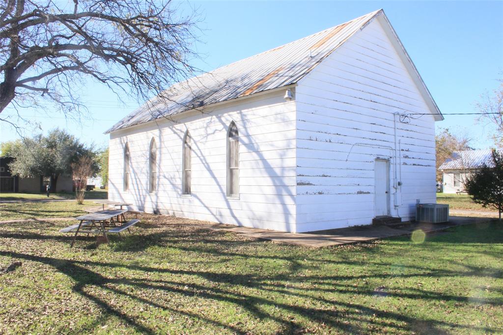 101 E Commerce Property Photo 5