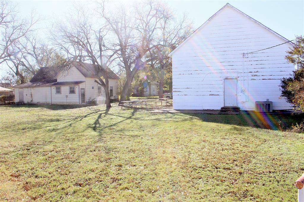 101 E Commerce Property Photo 6