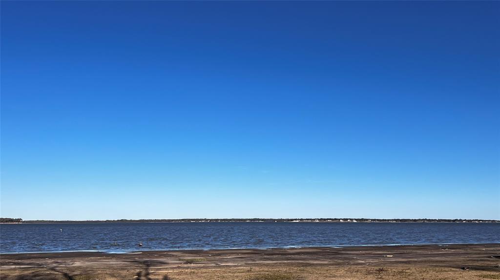 8455 Southern Shore Court Property Photo 5