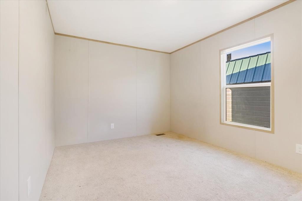 5740 County Road 1091 Property Photo 21