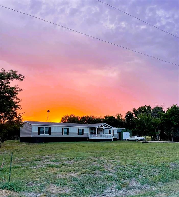 5740 County Road 1091 Property Photo 32