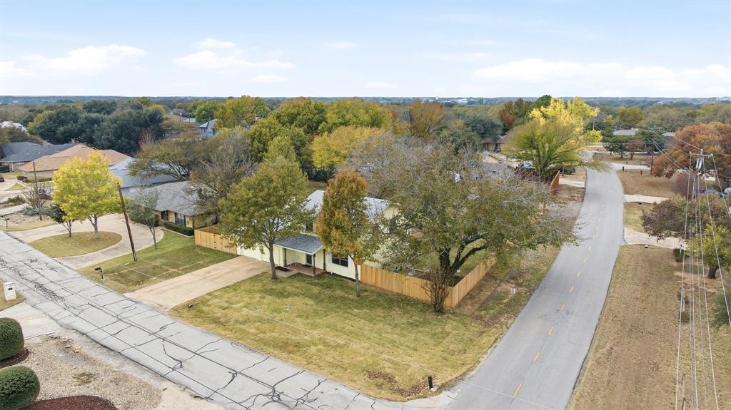 5600 Choctaw Drive Property Photo 1