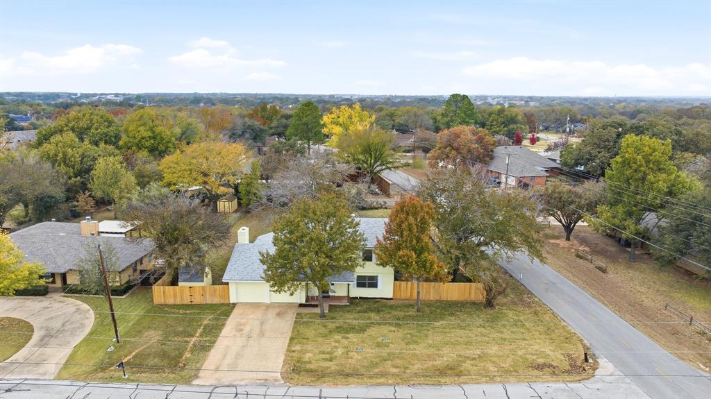 5600 Choctaw Drive Property Photo 3