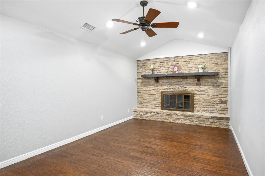 5600 Choctaw Drive Property Photo 7