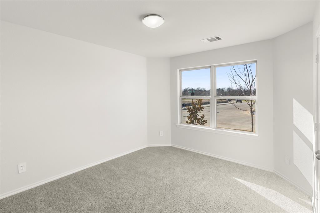 7704 Kingfisher Road Property Photo 15