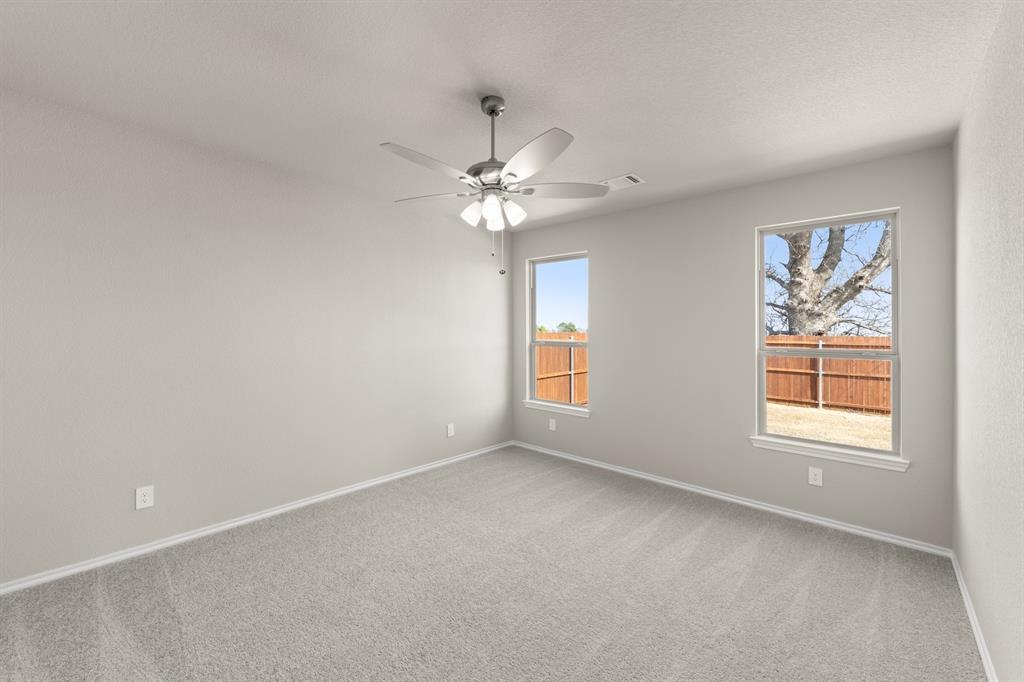 8224 Kingfisher Road Property Photo 18