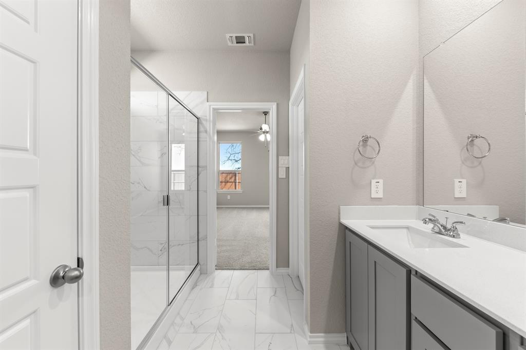 8224 Kingfisher Road Property Photo 23