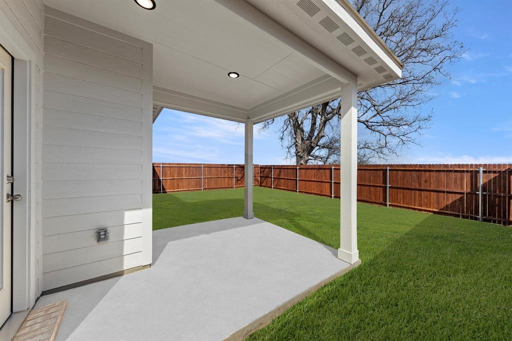 8224 Kingfisher Road Property Photo 25