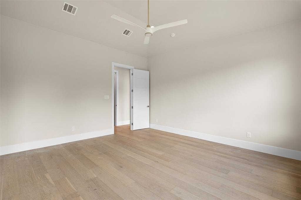 2300 Candlestick Drive Property Photo 18