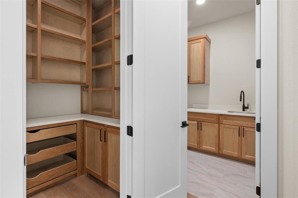 2416 Candlestick Drive Property Photo 30