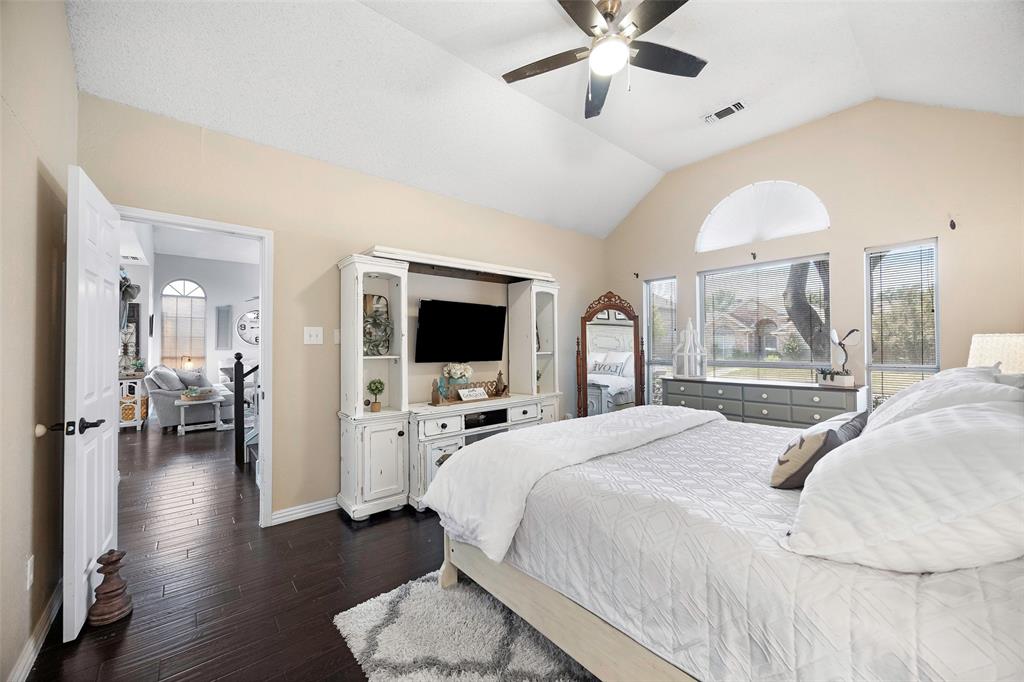 6529 Bandalia Drive Property Photo 15