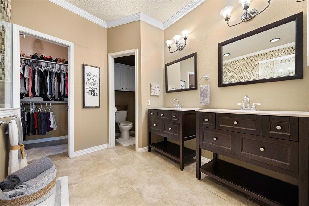 6529 Bandalia Drive Property Photo 16
